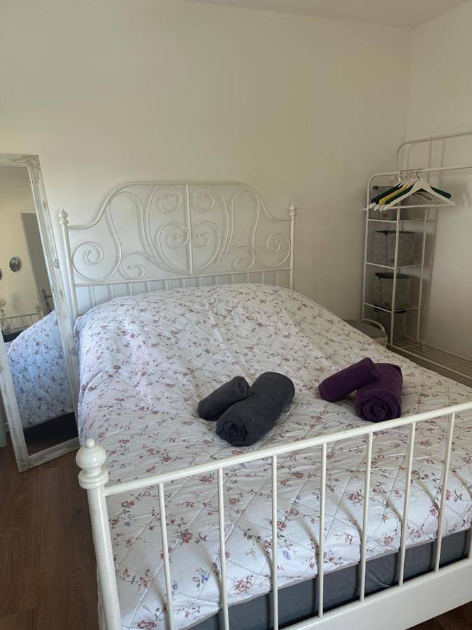 Ferienwohnung für 3 Personen, mit Terrasse und Garten sowie Ausblick in Wesertal - 4