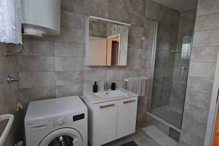 Appartement entier, Appartement de vacances avec balcon et climatisation in Rovinj (Istria), Rovinj