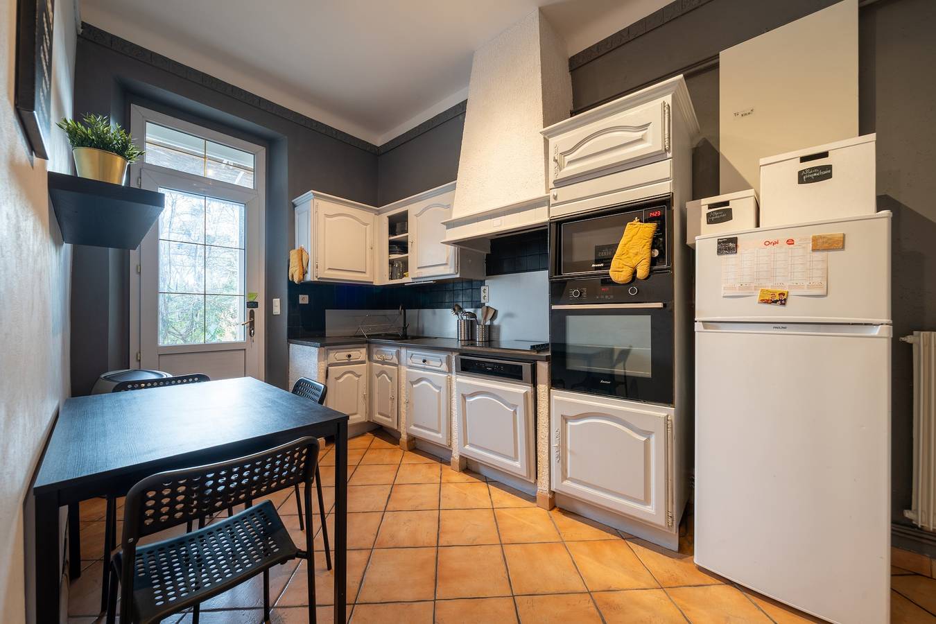 Soleil Provençal - Avec piscine privée in Avignon, Vaucluse