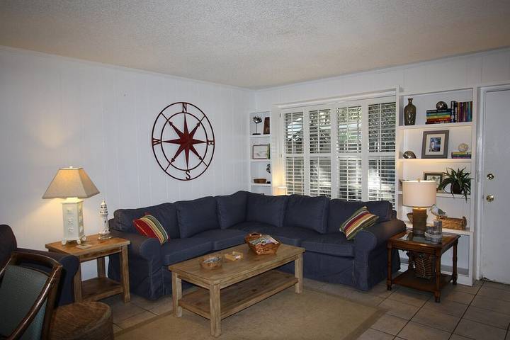 Vacation rental for 4 people, with terrace, with pets in St. Simons Island