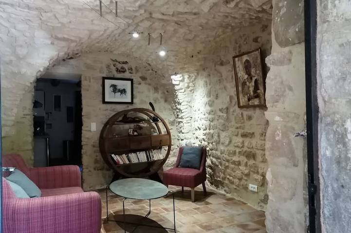 Gîte pour 2 personnes, avec piscine et jacuzzi ainsi que jardin et terrasse à Bourdic - 4