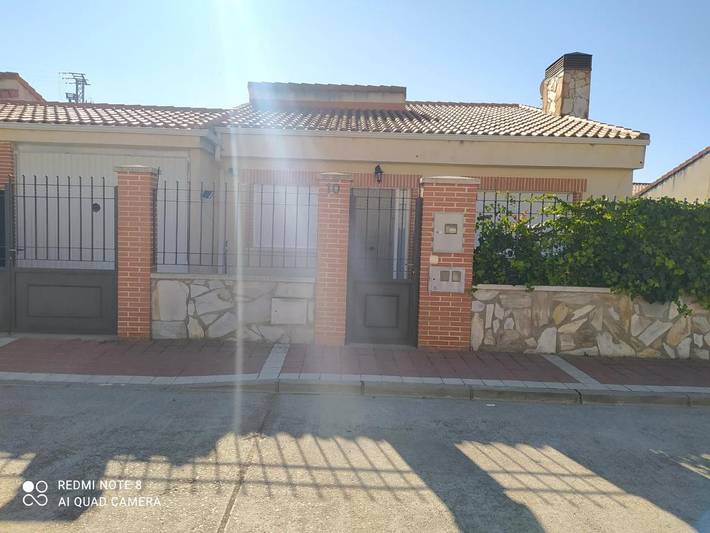 Casa de vacaciones para 6 personas, con jardín y piscina - 1