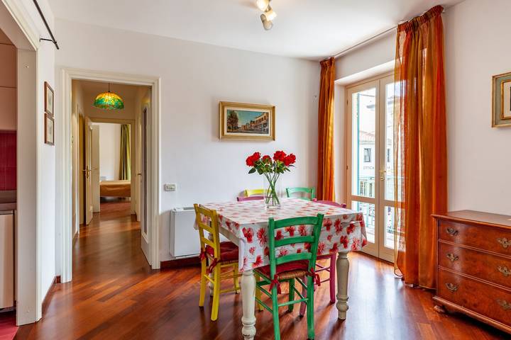 Ganze Wohnung, Ferienwohnung 'La Dimora Di Viareggio' mit Balkon, Wlan und Klimaanlage in Viareggio, Italienische Riviera
