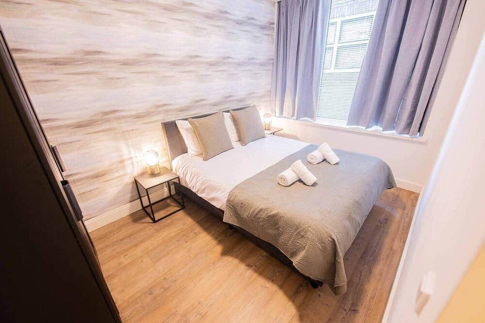 Entire apartment, Stylish 50m² Two-Bedroom Apartment (Sd-23-K) in Eindhoven, North Brabant