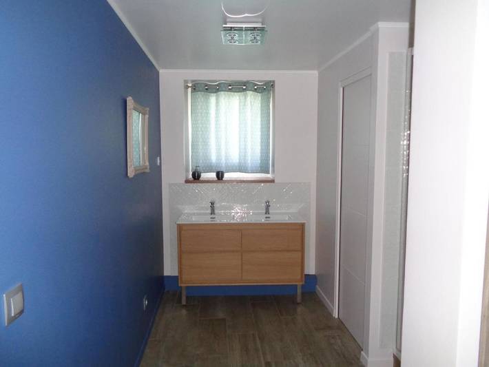 Location de vacances pour 2 personnes, avec terrasse ainsi que vue et jardin à Vitry-aux-Loges - 2