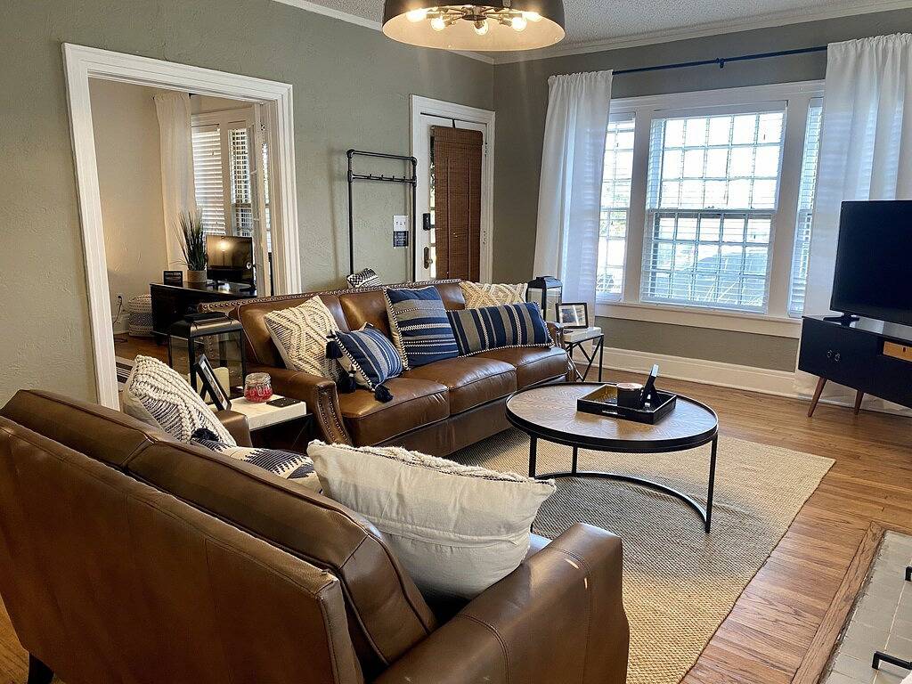 Beautifully renovated craftsman in the heart of Oklahoma City. in Oklahoma City, Oklahoma County