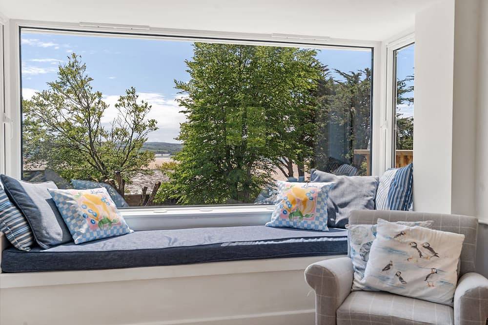 Cottage for 8 People in Rock, St Minver Lowlands