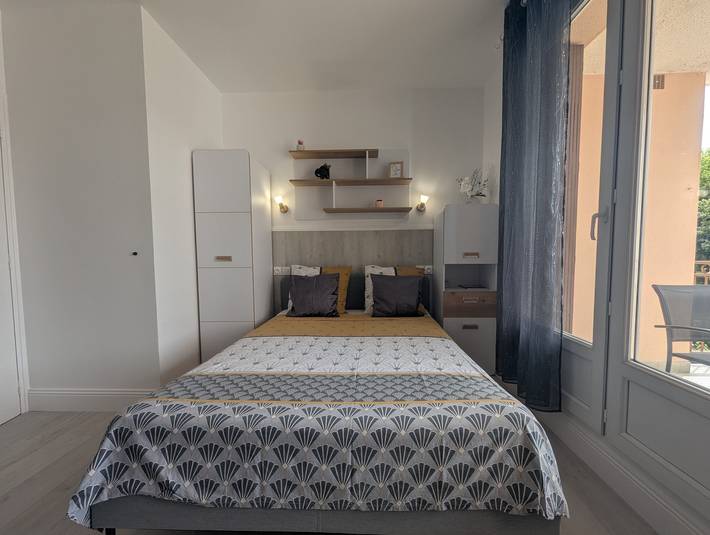Gîte pour 2 personnes, avec terrasse à Bourbonne-les-Bains
