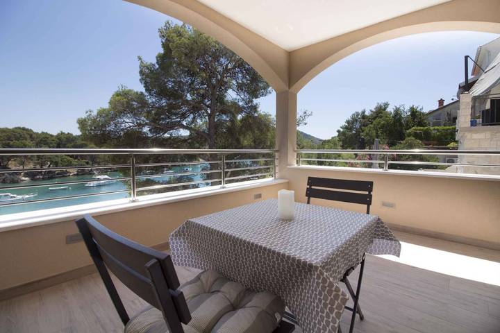 Ferienwohnung für 2 Personen, mit Balkon in Primosten