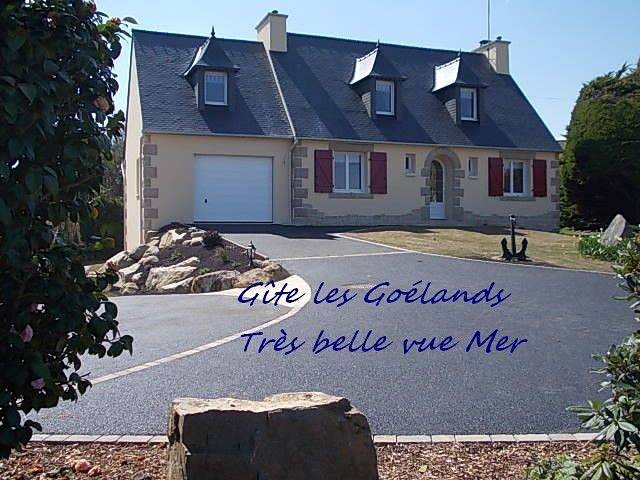 Gîte pour 6 personnes, avec Terrasse ainsi que Jardin et Vue dans L Armor