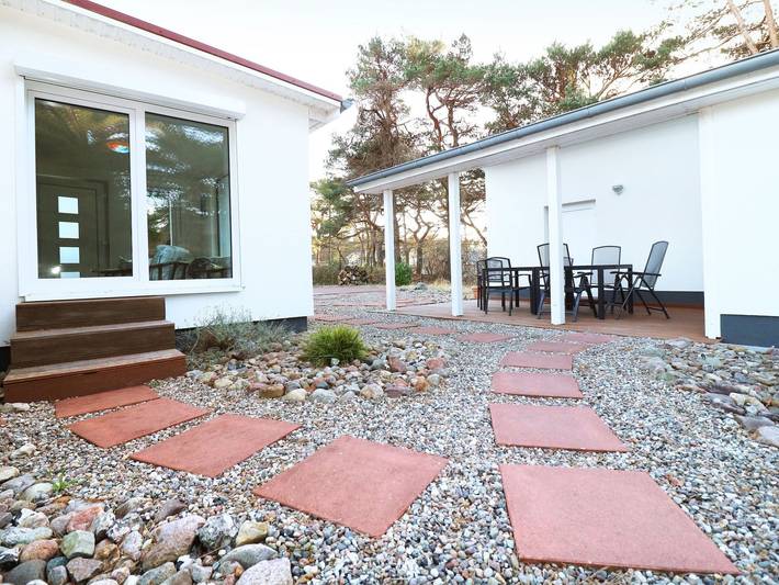 Ferienhaus für 7 Personen, mit Terrasse und Sauna sowie Garten, kinderfreundlich in Trassenheide - 3