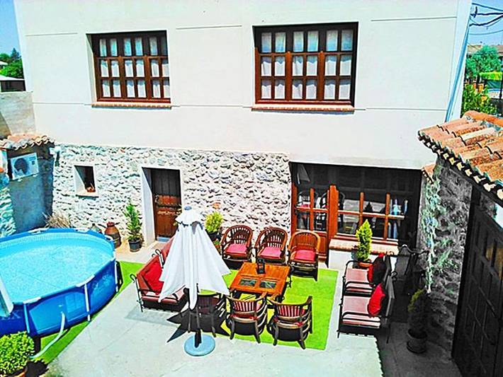 Casa rural para 15 personas, con piscina además de vistas y jardín, Se admiten mascotas en Las Vegas (Madrid) - 3