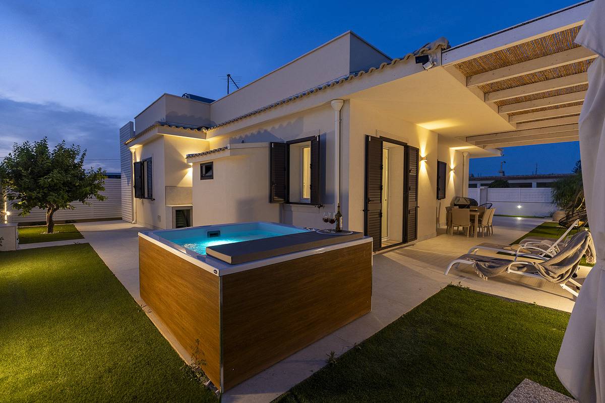 Villa Teresann con Jacuzzi riscaldata in Santa Maria del Focallo, Ispica