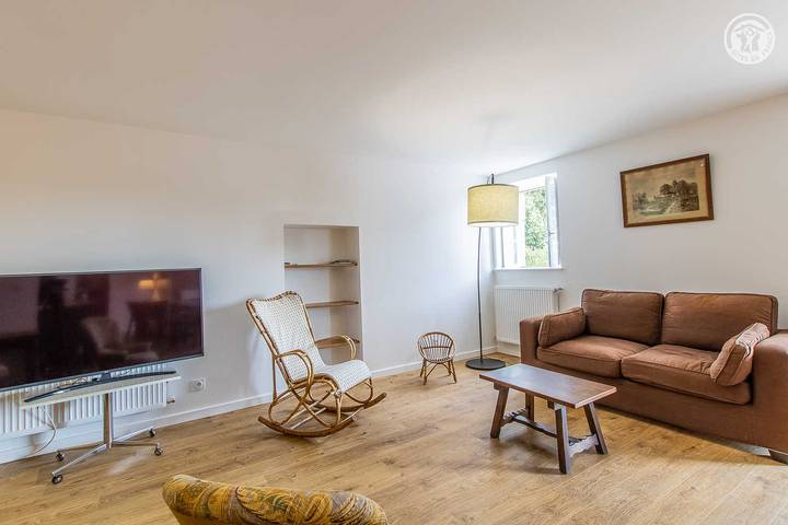 Gîte pour 4 personnes, avec terrasse et jardin à Saint-Léger-sous-Beuvray - 4