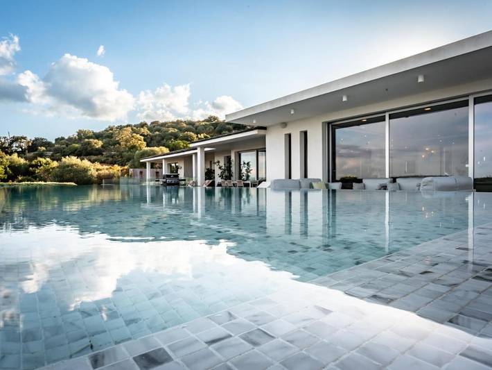 Villa pour 10 personnes, avec piscine ainsi que vue et jardin dans Palombaggia - 4