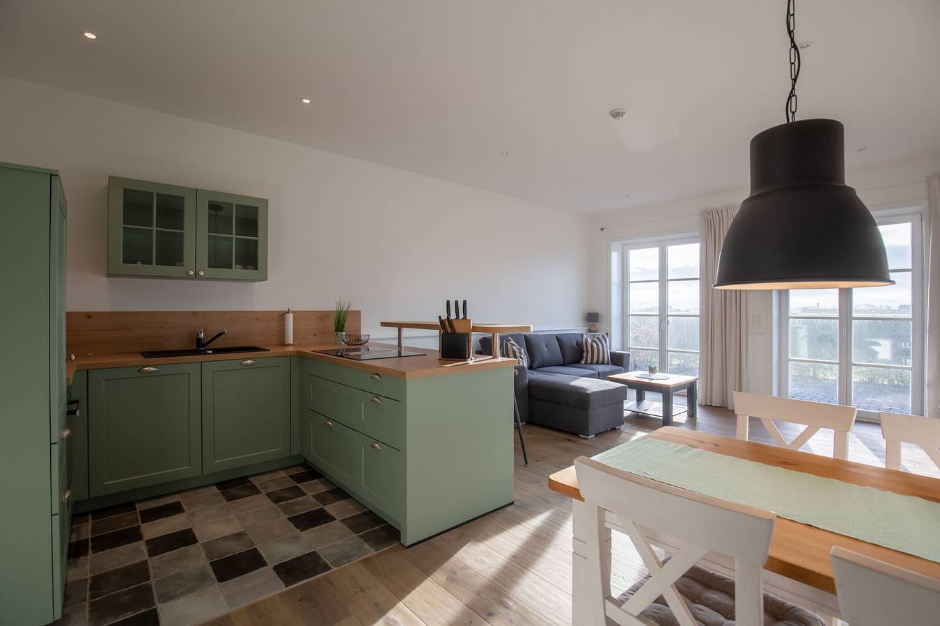 Ganze Wohnung, Ferienwohnung Papa Sluuth mit Gemeinschaftsterrasse, Garten & Wlan in Pellworm, Nordfriesland