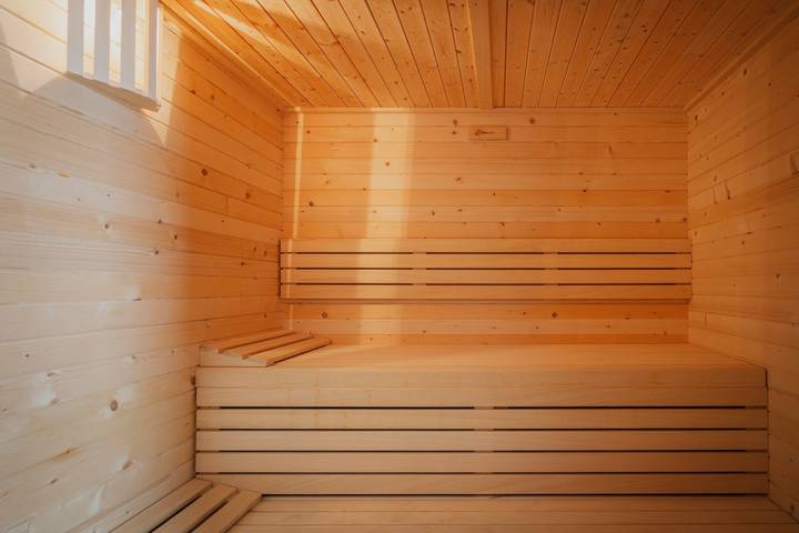 Chalet para 13 personas, con jardín además de sauna y jacuzzi en Castilla y León - 4