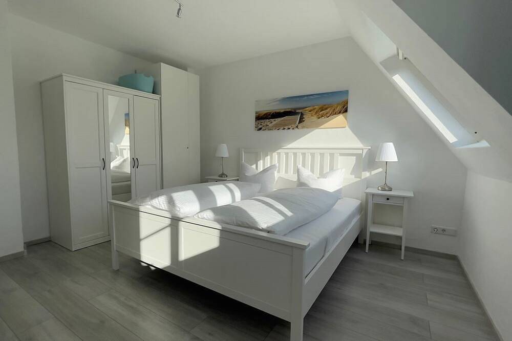 Ganze Wohnung, Traumhafte Fewo im Haus Ginsterdün Og für max 4 P in top Lage auf Langeoog in Langeoog