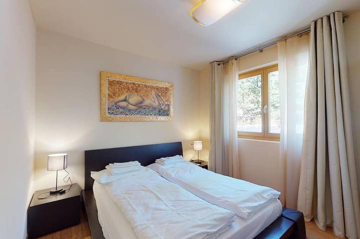 Ganze Wohnung, Moderne 3½ Zimmerwohnung im Erdgeschoss, ca. in Madulain, Sankt Moritz