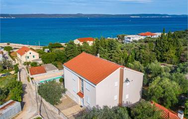 Ferienhaus für 14 Personen in Zdrelac, Pasman, Bild 2