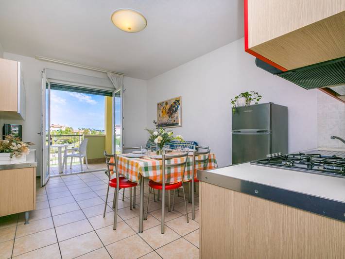 Ferienwohnung für 4 Personen, mit Balkon und Terrasse in Porto Santa Margherita - 3
