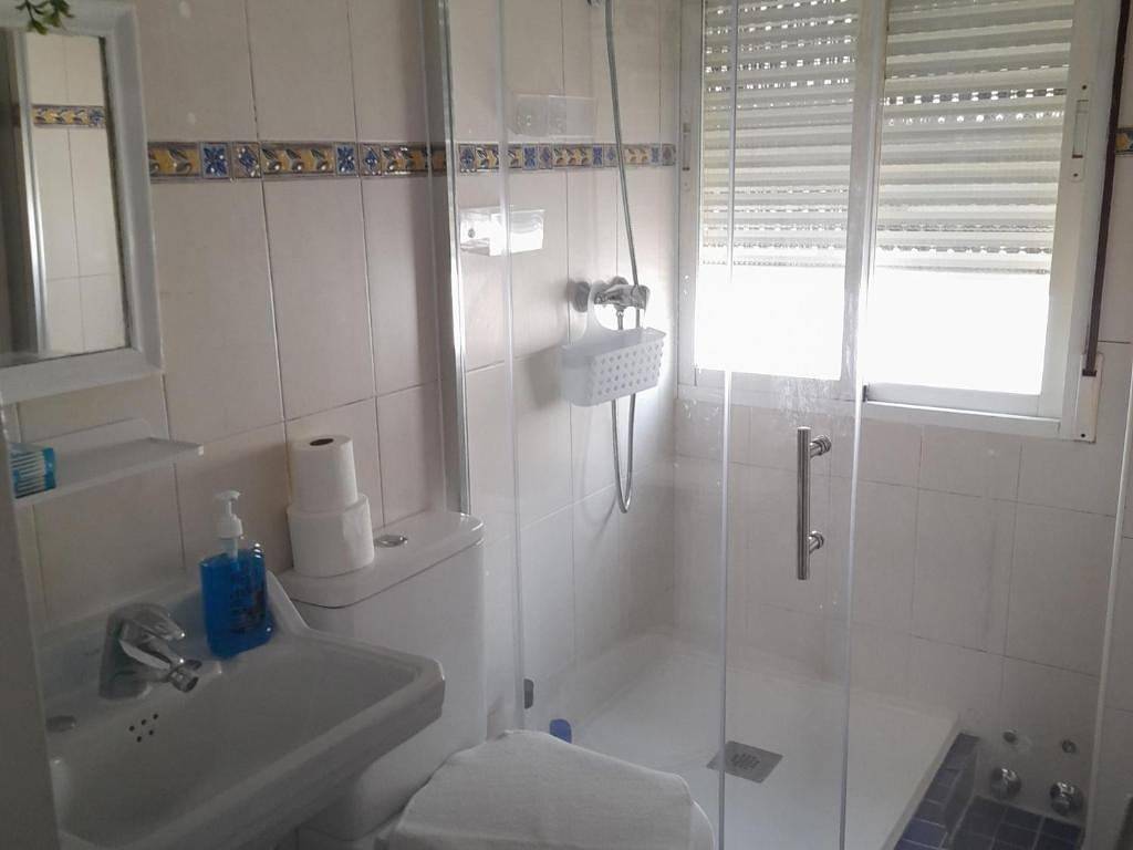 Dble bedroom Roof Terrace - Parking - Sleeps 2 in Rute, Sierras Subbéticas