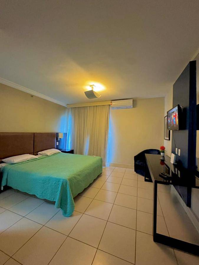 Casas e apartamentos de temporada para 2 pessoas, com balcão e sauna e ainda piscina em Macaé