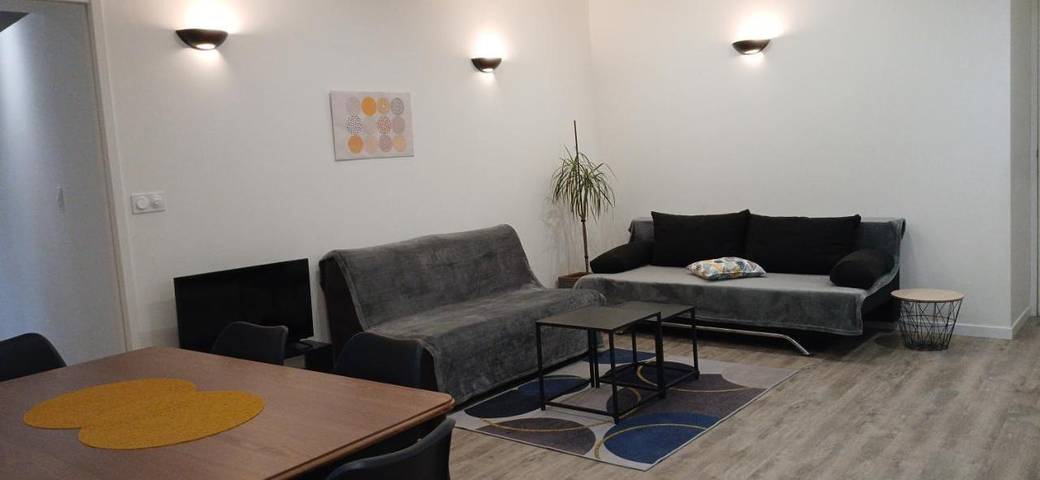 Gîte pour 6 personnes, avec terrasse à Gignac - 2