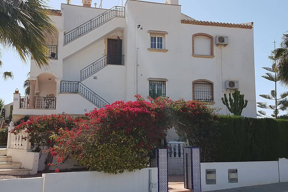 Spanish penthouse Villamartin Plaza in Villamartín (Orihuela), Orihuela