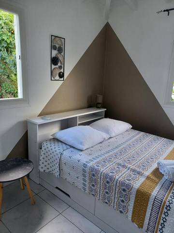 Gîte pour 2 personnes, avec vue et jardin à Morne-à-l'Eau