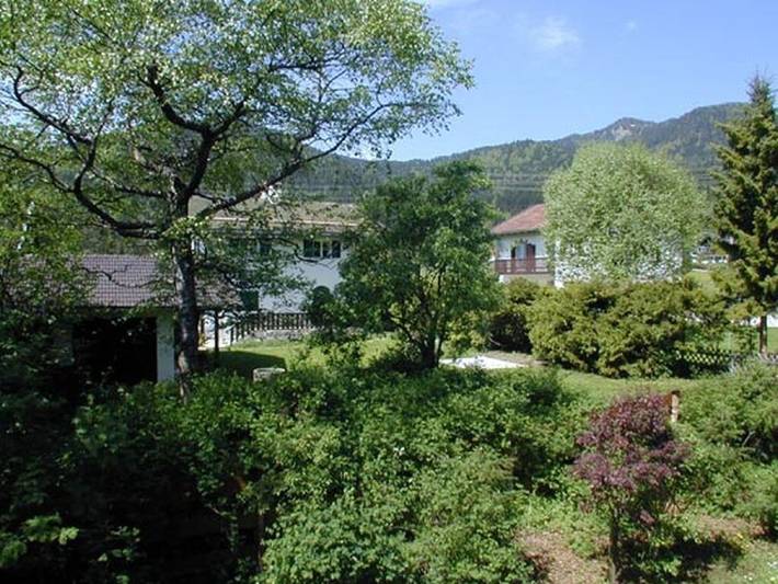 Gemütliche Ferienwohnung in der Nähe des Walchensees mit Balkon und WLAN in Walchensee