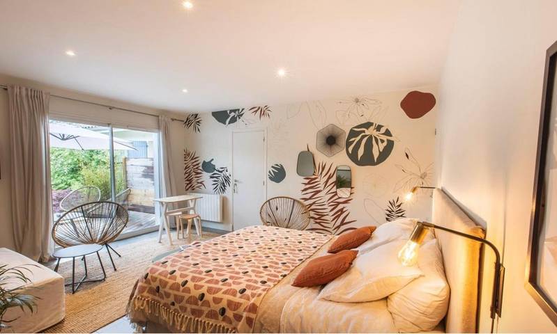 Gîte pour 2 personnes, avec jacuzzi et jardin à Saint-Loubès - 4