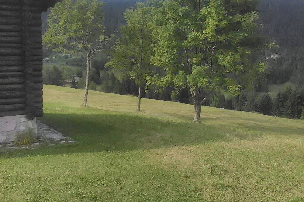 Hütte / Chalet mitten im Grünen in der Nähe von Radwegen (Mtb) in Castello Tesino, Valsugana
