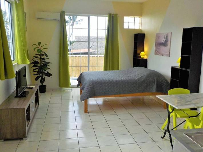 Location de vacances pour 2 personnes, avec terrasse et vue dans Mo'orea