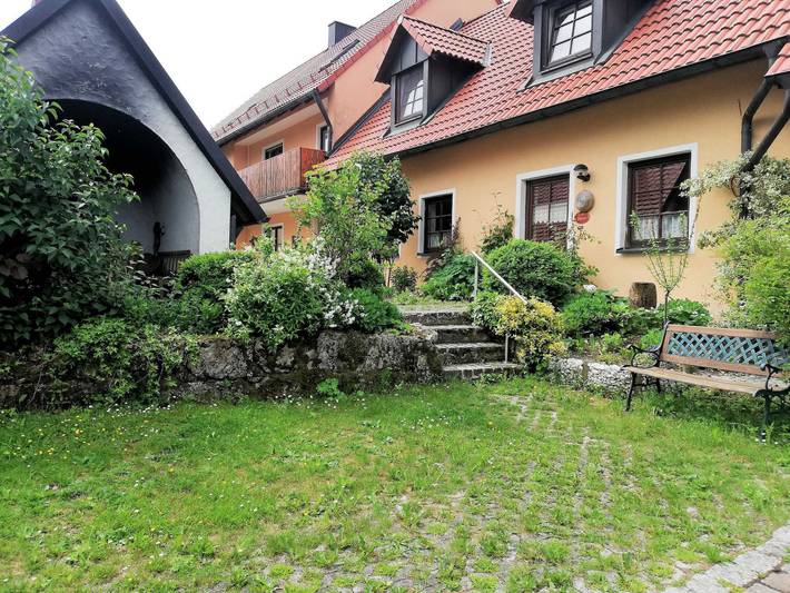 Ferienwohnung für 4 Personen, mit Balkon und Terrasse sowie Garten in der Fränkische Schweiz