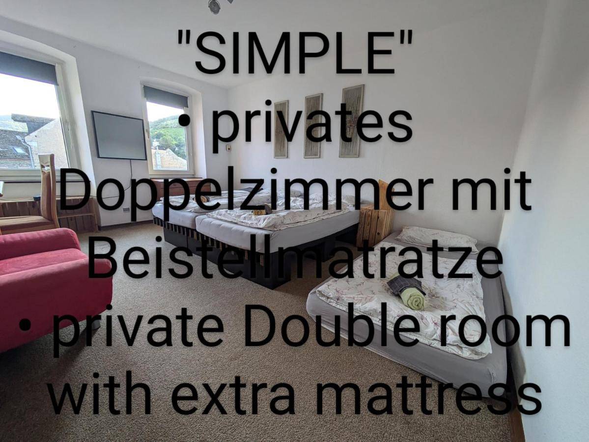 Basic Triple Room with Shared Bathroom in Traben-Trarbach, Région de Bernkastel-Kues