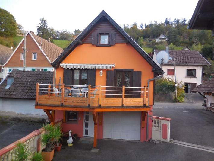 Location de vacances pour 4 personnes, avec terrasse et vue à Luttenbach-près-Munster