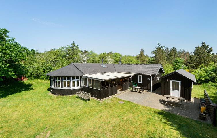 Ferienhaus für 6 Personen, mit Terrasse und Whirlpool in Skjern