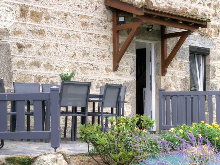 Gîte pour 4 personnes, avec terrasse dans la Loire - 2