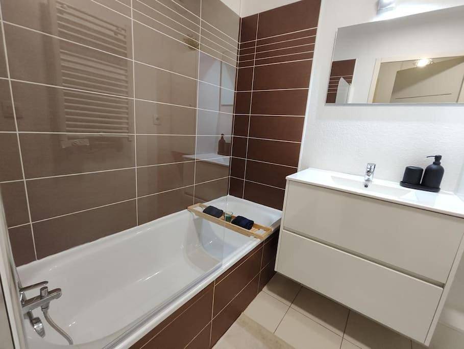 Appartement entier, One-Bedroom Apartment in Saint-Jory, Toulouse et ses environs