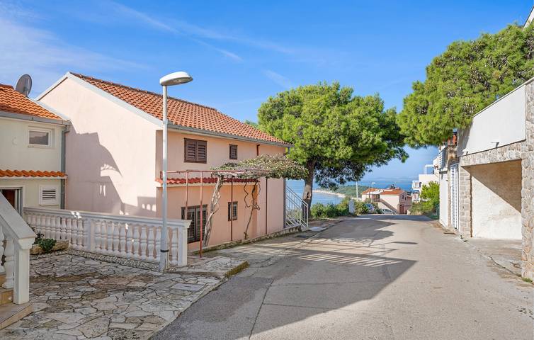 Apartament wakacyjny dla 3 osób, z Taras w Primošten
