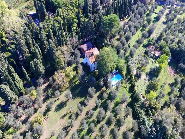 Location de vacances pour 12 personnes, avec jardin et piscine, animaux acceptés dans Ghizzano - 2