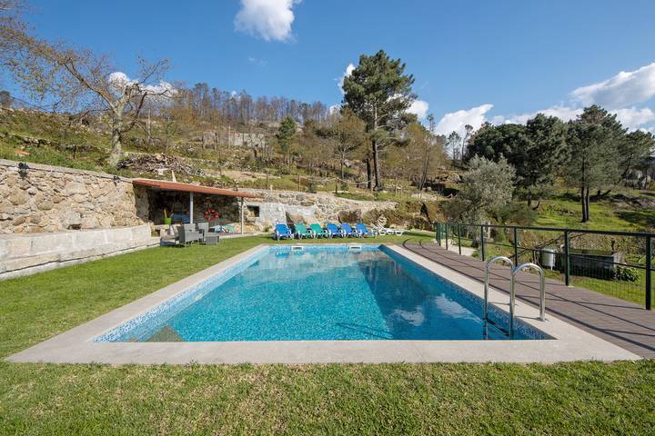 Casa rural para 10 personas, con jardín, Familias con niños en Portugal - 2
