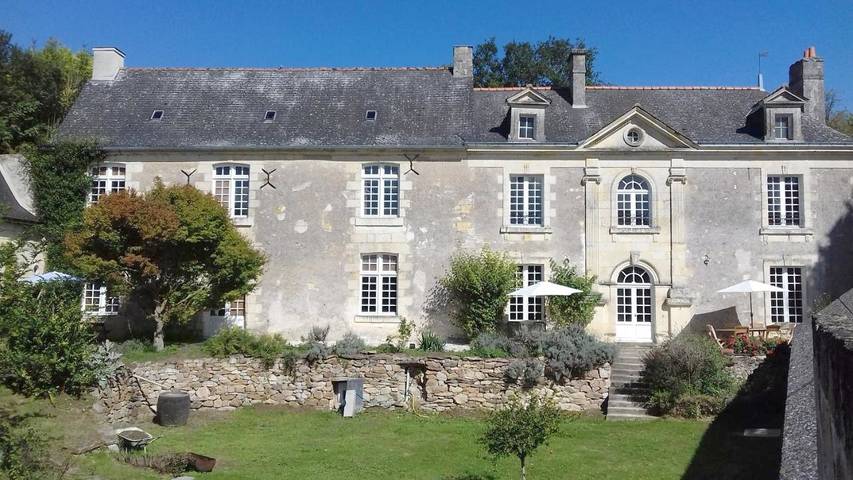 Chambre d’hôte pour 5 personnes, avec Terrasse ainsi que Jardin et Vue à Le Thoureil