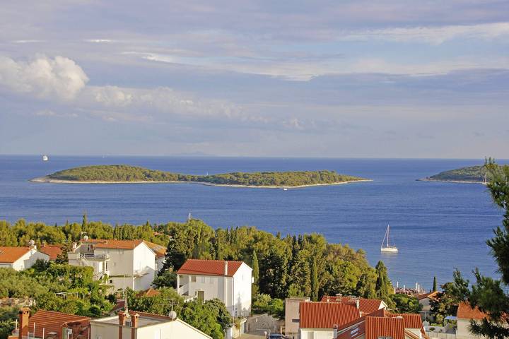 Ferieleilighet for 4 personer, med balkong / terrasse og sjøutsikt i Hvar
