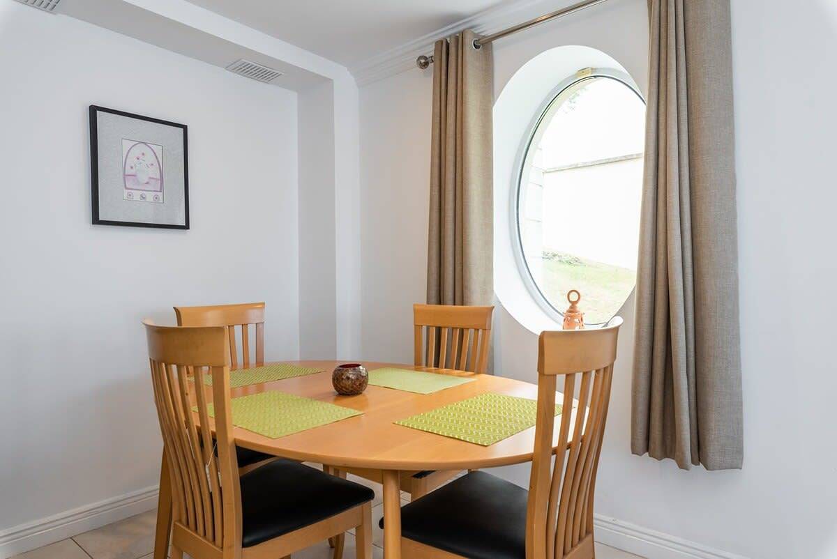 Ganze Wohnung, Ferienwohnung für 4 Personen in Dún Laoghaire-Rathdown, County Dublin