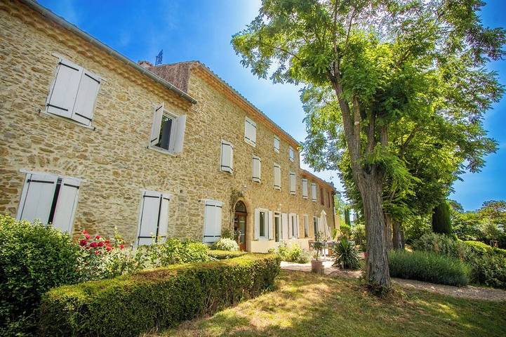Apartamento de vacaciones para 4 personas, con terraza además de piscina y jardín - 1