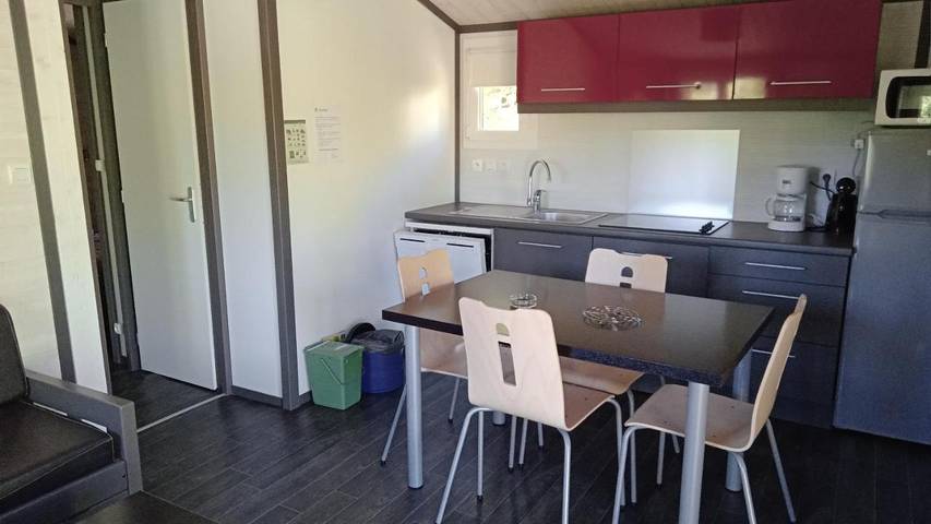 Parc de vacances pour 4 personnes, avec jardin et piscine dans le Lot - 4