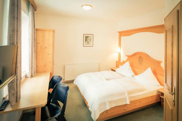 Doppelzimmer Classic ab 3 Nächte in Holzgau, Allgäuer Alpen (Österreich)