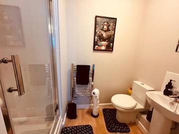 Holiday Rental for 6 People in Middlesbrough, North East England, Photo 4